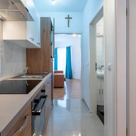 Lucija 1 By Guide Apartment *