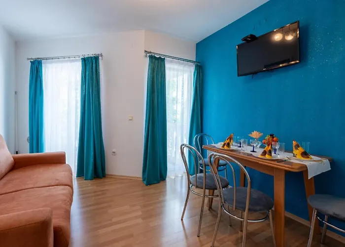 Lucija 1 By Guide Apartman